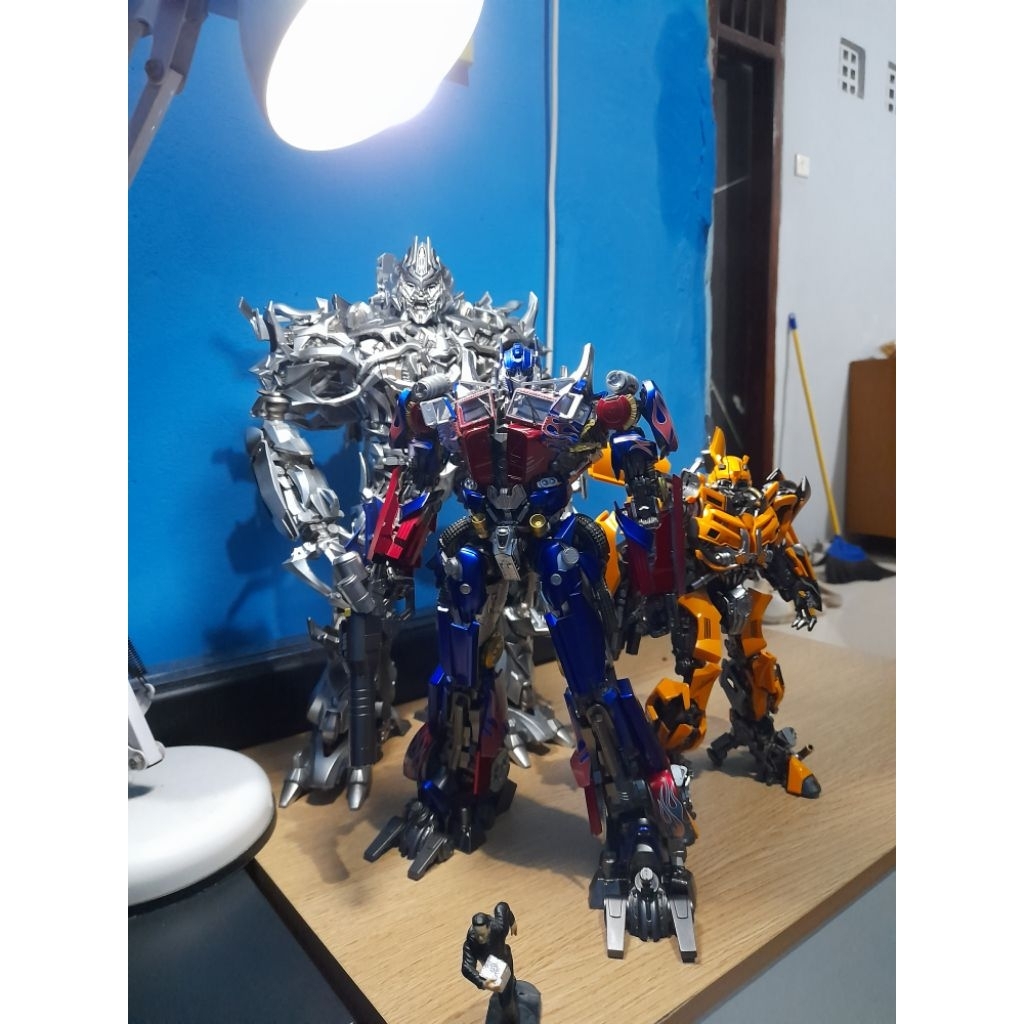 megatron ls 12