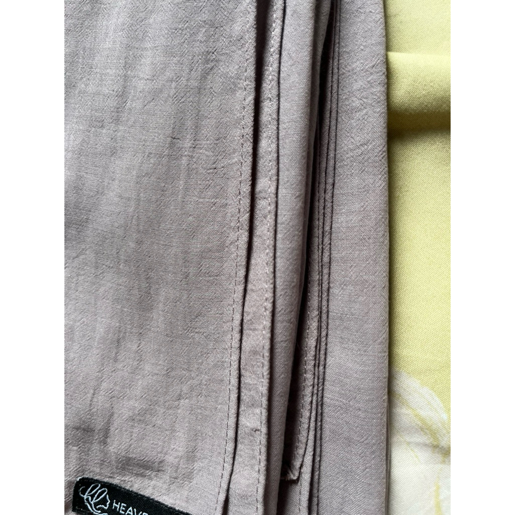 HEAVEN LIGHTS SCARF