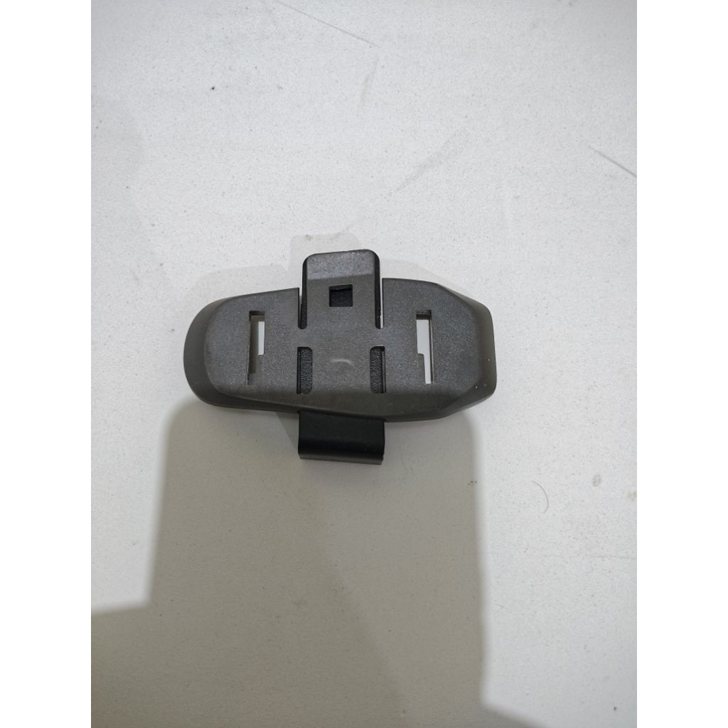 breket interkom helm model jepit
