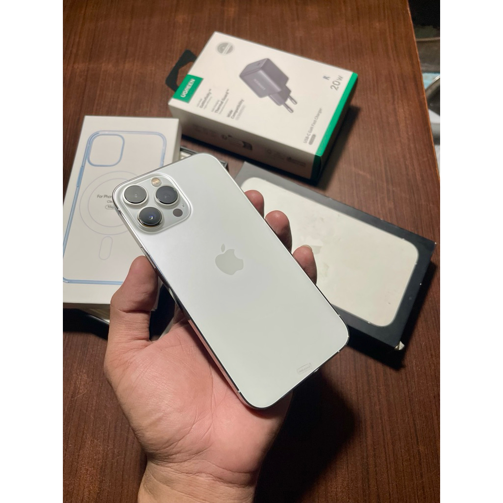 iPhone 13 pro max 128GB silver
