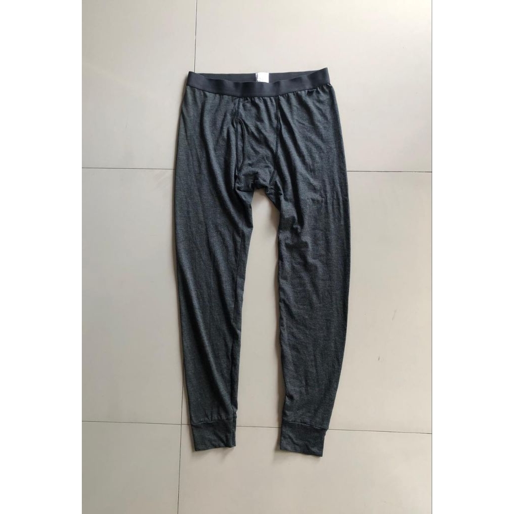 legging uniqlo HEATTECH wanita