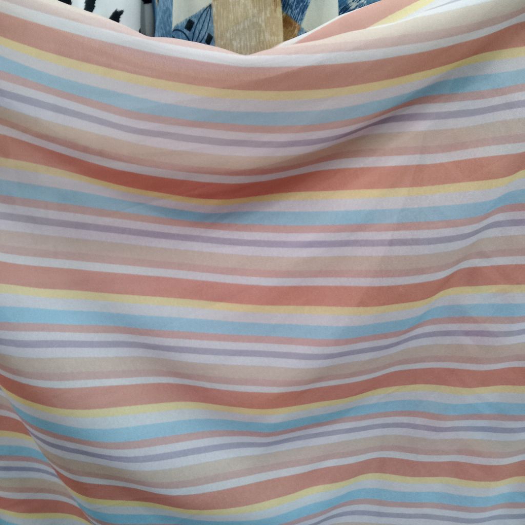 kain ceruti babydoll motif salur premium -sifon Ceruti harga/0,5m