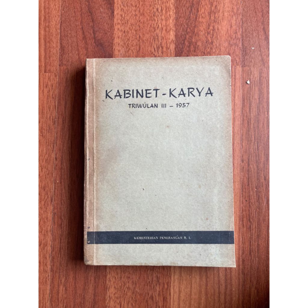 Buku KABINET-KARYA TRIWULAN III thn 1957