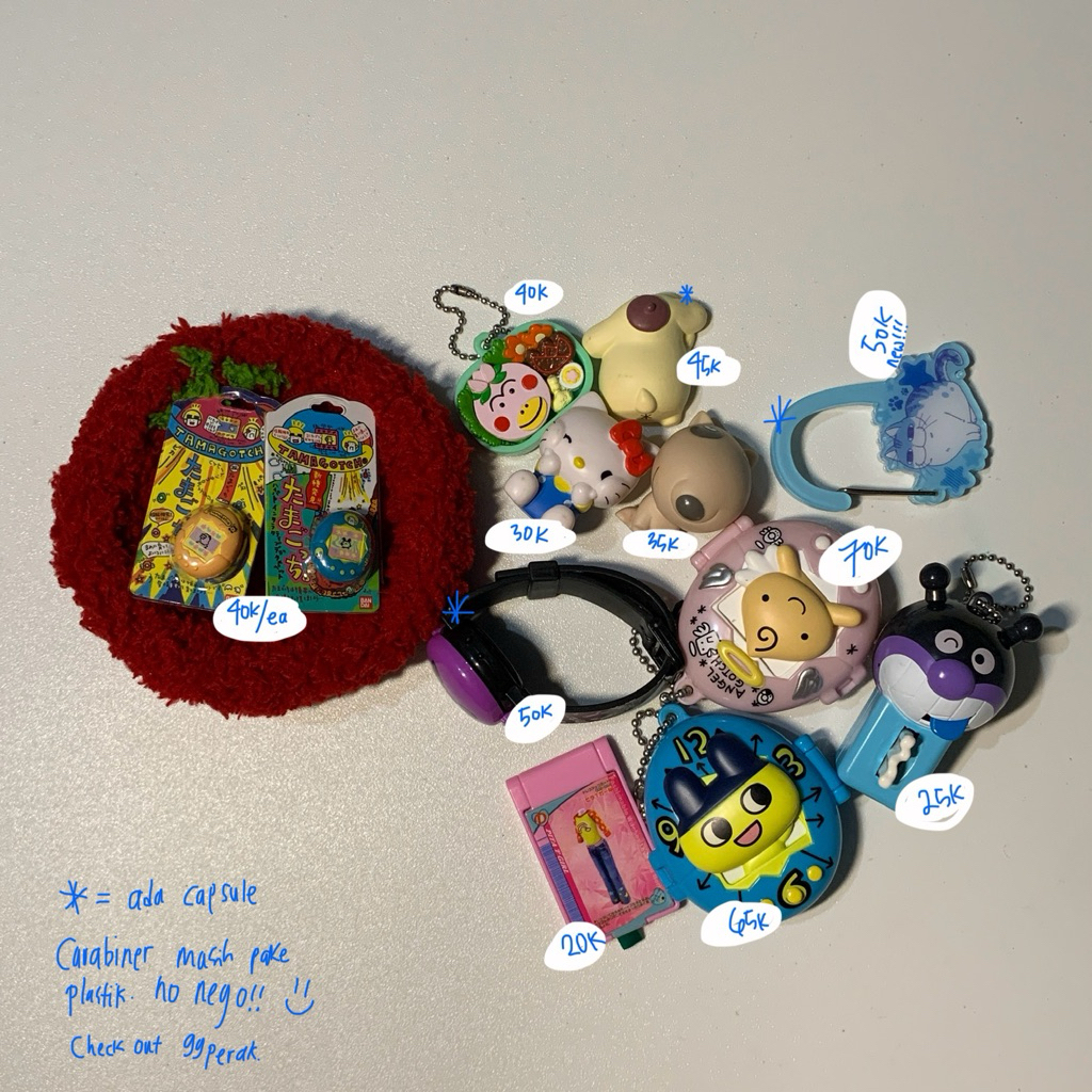 [READ DESCRIPTION] trinkets kobitodukan love berry the dog cat tamagotchi ring onemutan anpanman car