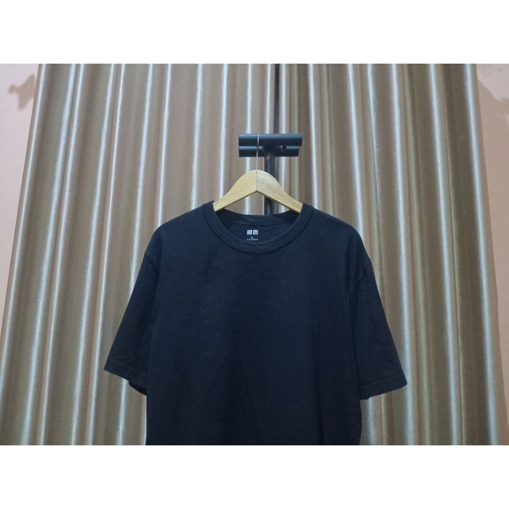 T-SHIRT UNIQLO BASIC DARK NAVY