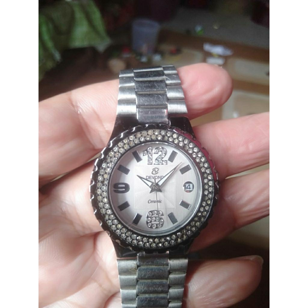 Devond jam tangan wanita mulus