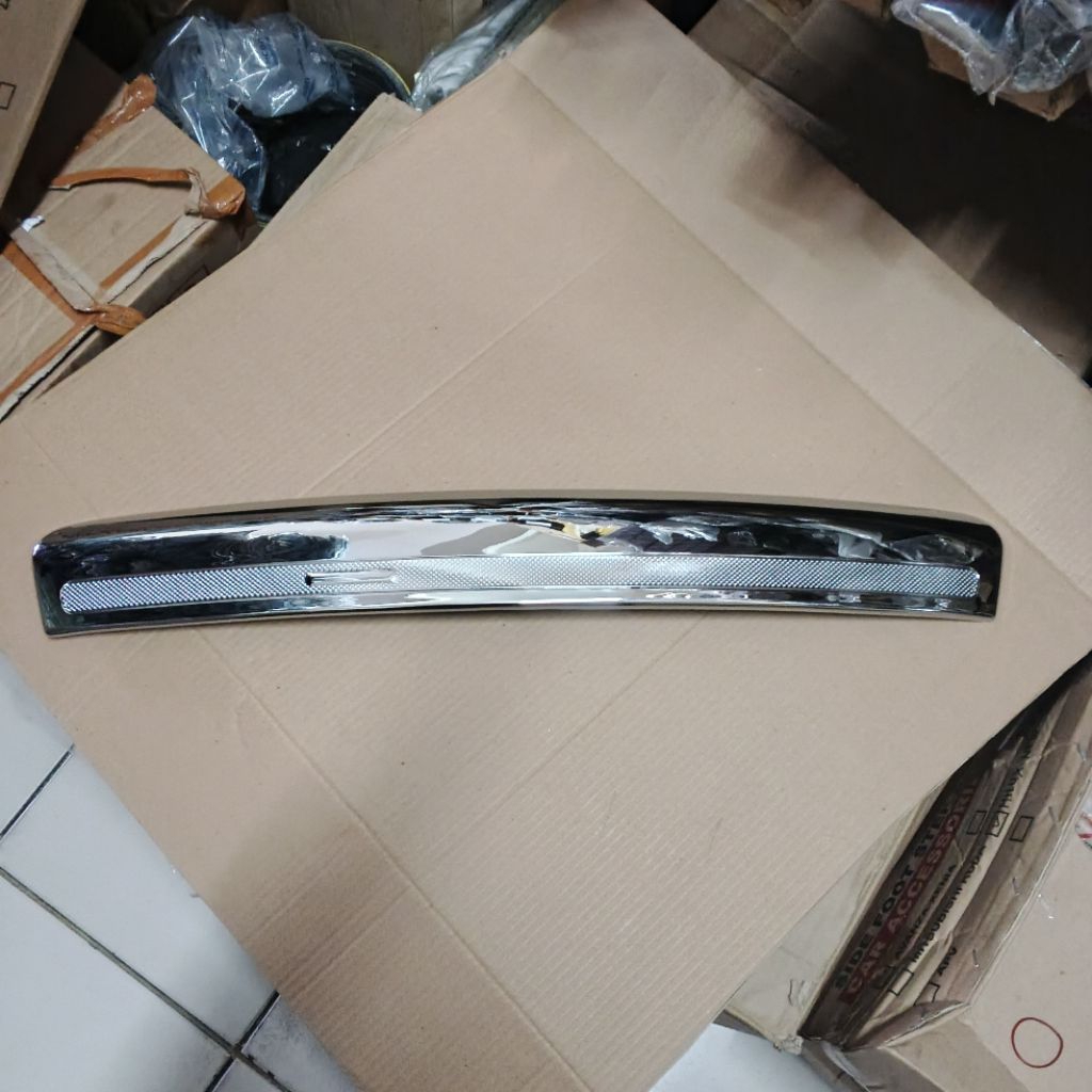 TRUNKLID FREED / COVER LIST PINTU BELAKANG MOBIL HONDA FREED MODEL TEMPEL CHROME