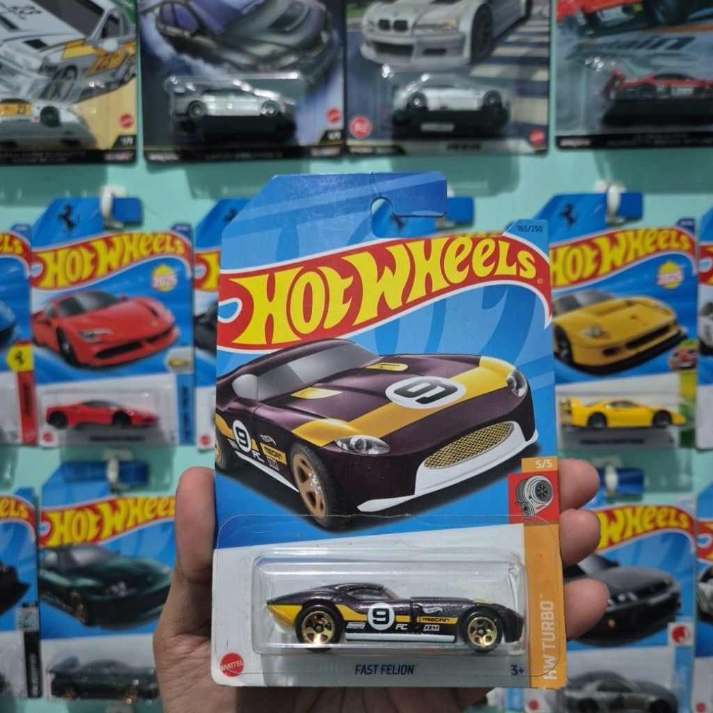 HOT WHEELS FAST FELION