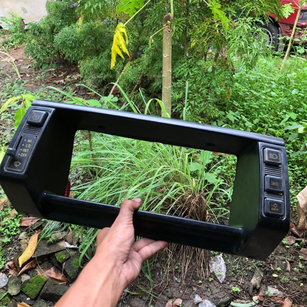 Cover speedometer suzuki forsa 86 Original second (good condition)