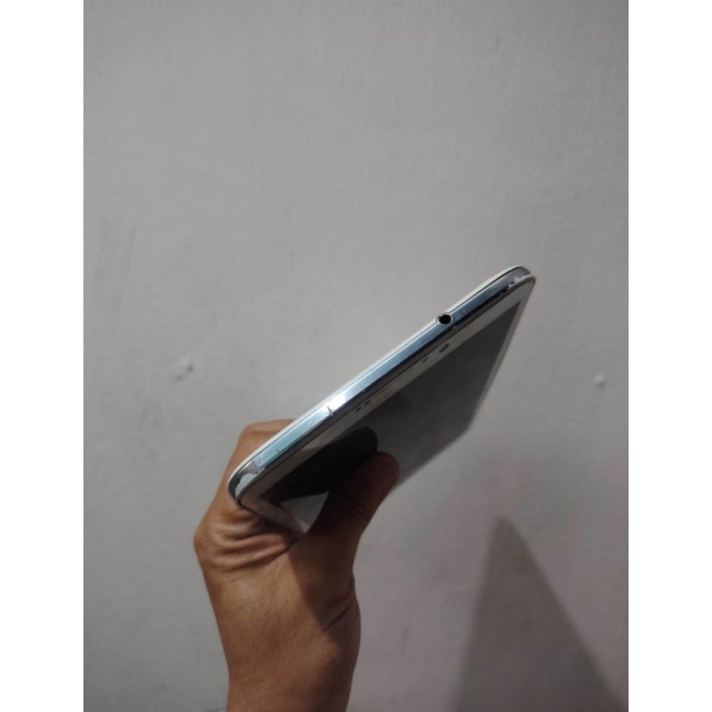 Samsung Tablet Tab T311 minus