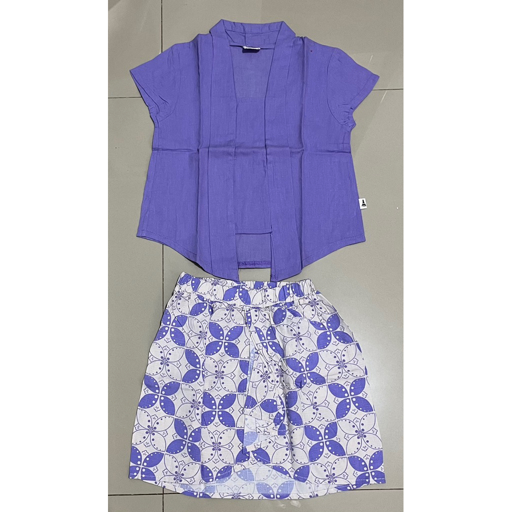 KEBAYA ANAK “BOHOPANNA” warna ungu
