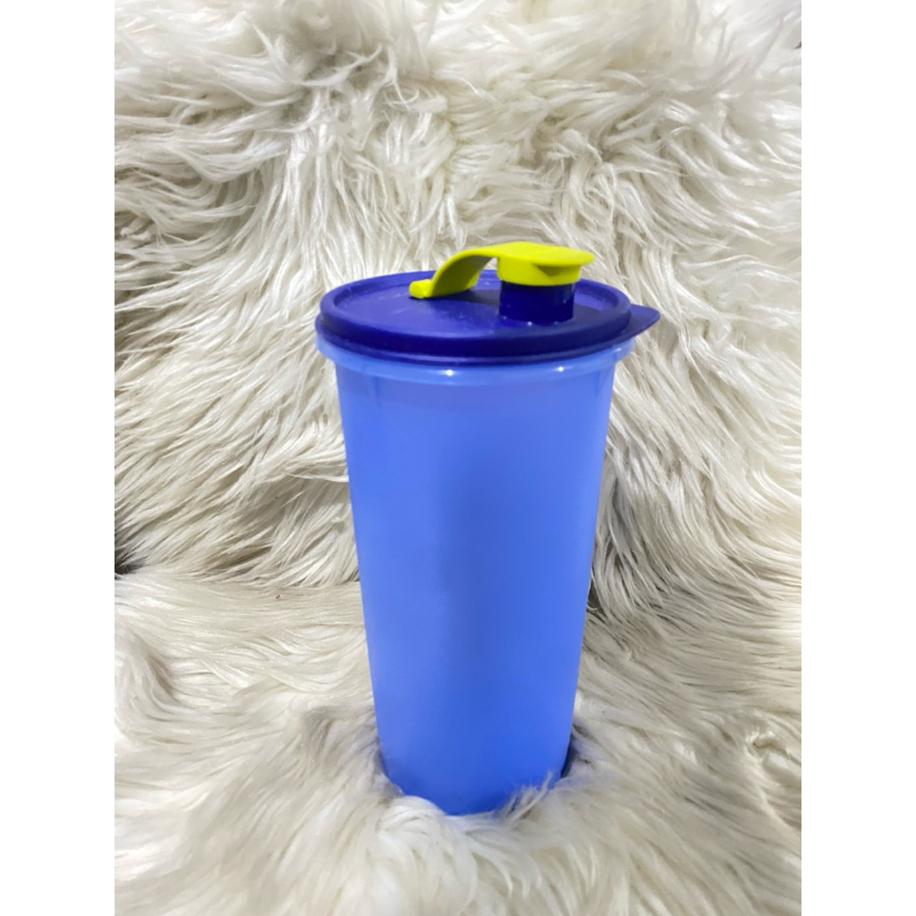 PL Botol Minum TUPPERWARE Ezy Carry Dewasa Biru 1,4Liter.  Iz