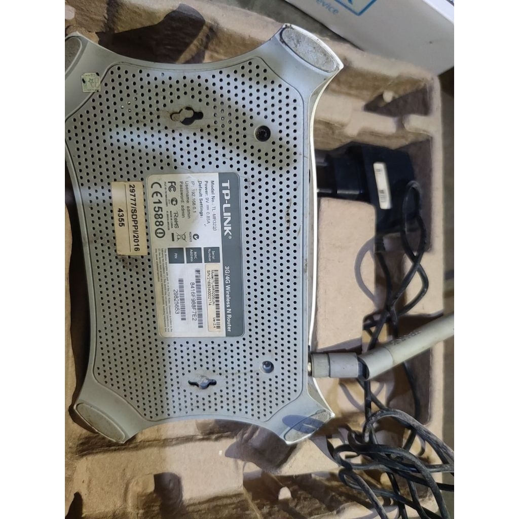 Router tp link TL - MR3220