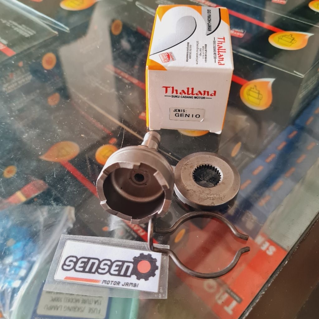 GIGI ENGKOL GIGI PINON GENIO BEAT STREET BEAT DELUXE THALLAND