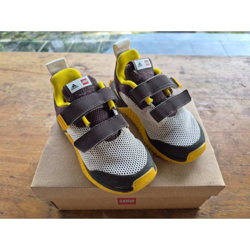 Sepatu adidas lego kids
