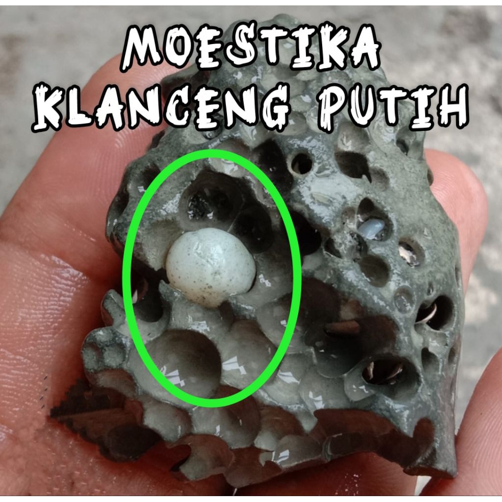 BATU MOESTIKA KLANCENG PUTIH