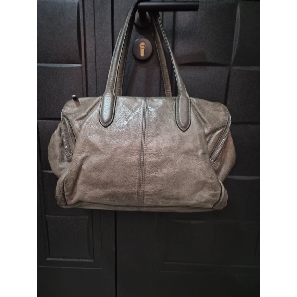 Tas kulit gemoy Liebeskind