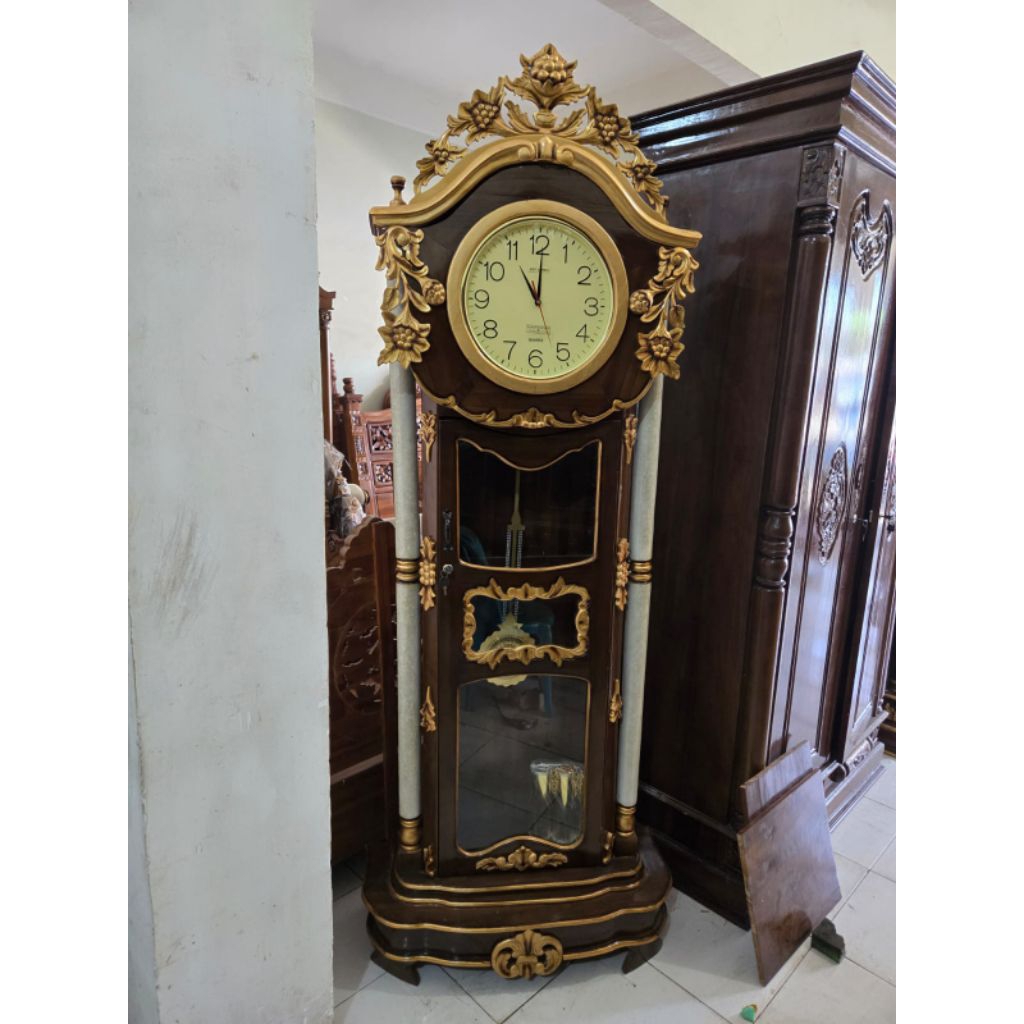 Jam jumbo jati jepara