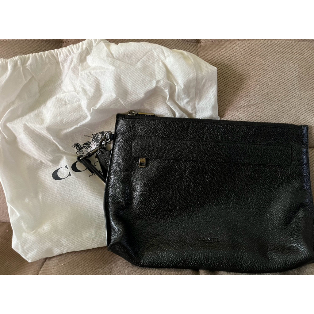 CO*CH MEN CARRYALL POUCH BLACK LEATHER