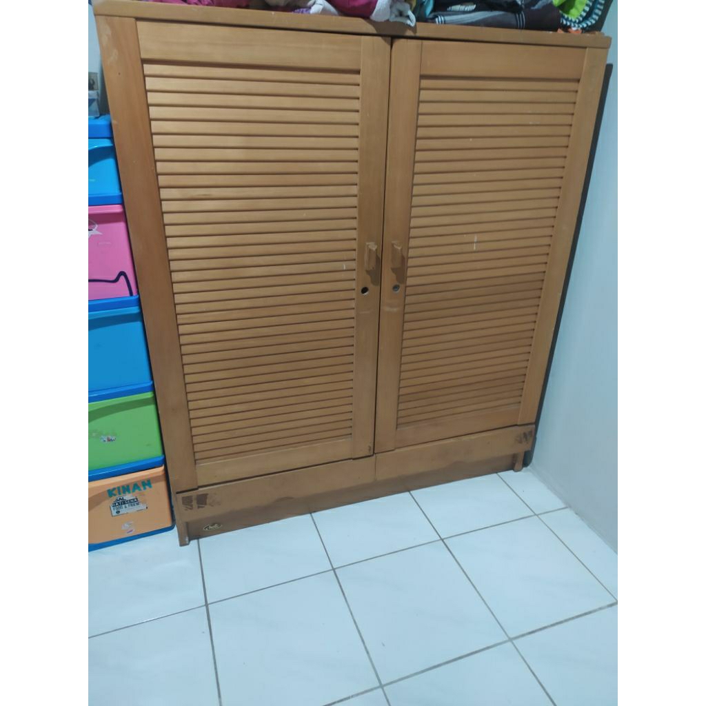 lemari kayu kecil (second)