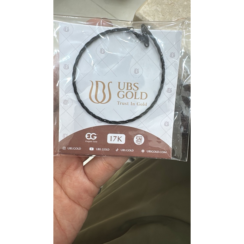 gelang lilit pelintir hitam simple elegant mewah emas asli kadar 750