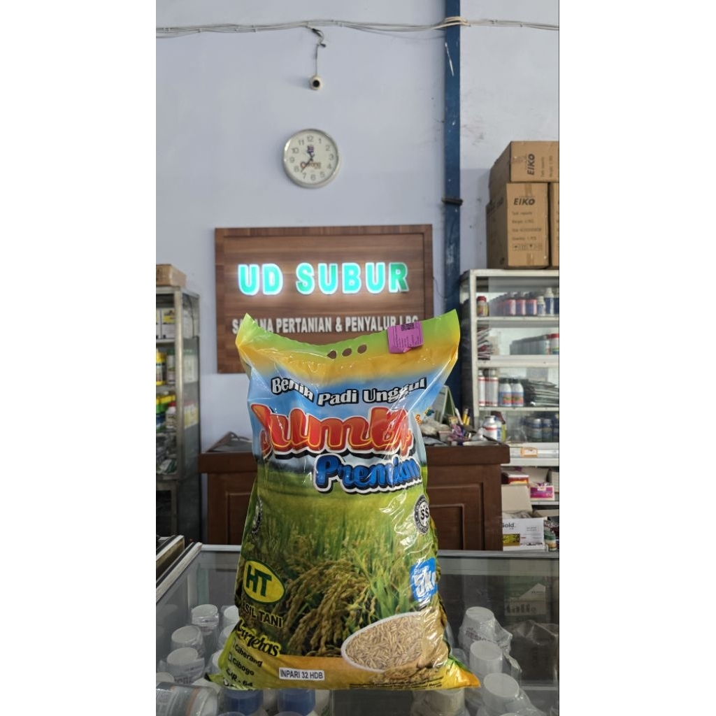 BENIH PADI INPARI 32 HDB UNGGUL JUMBO PREMIUM (HT / Hasil Tani) (Berat bersih: 5kg)