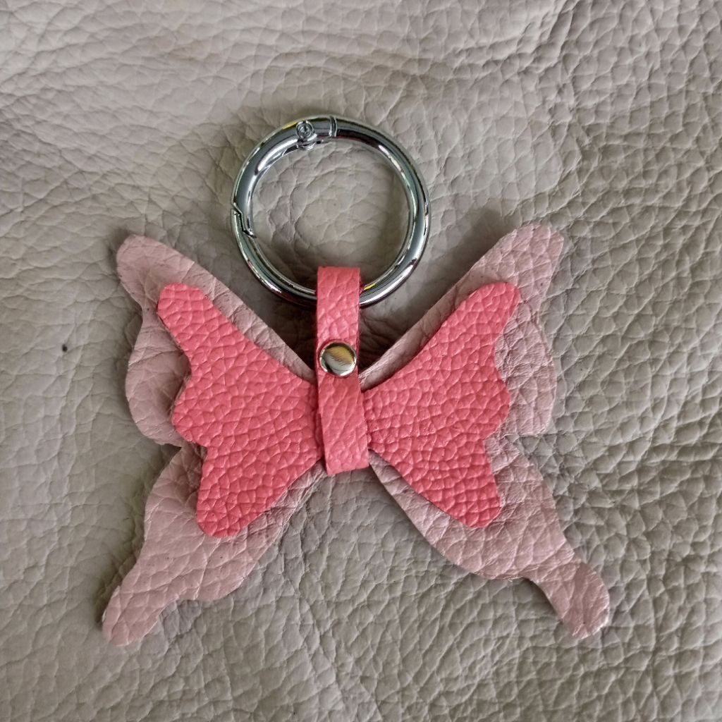 bag charm kulit asli kupu-kupu