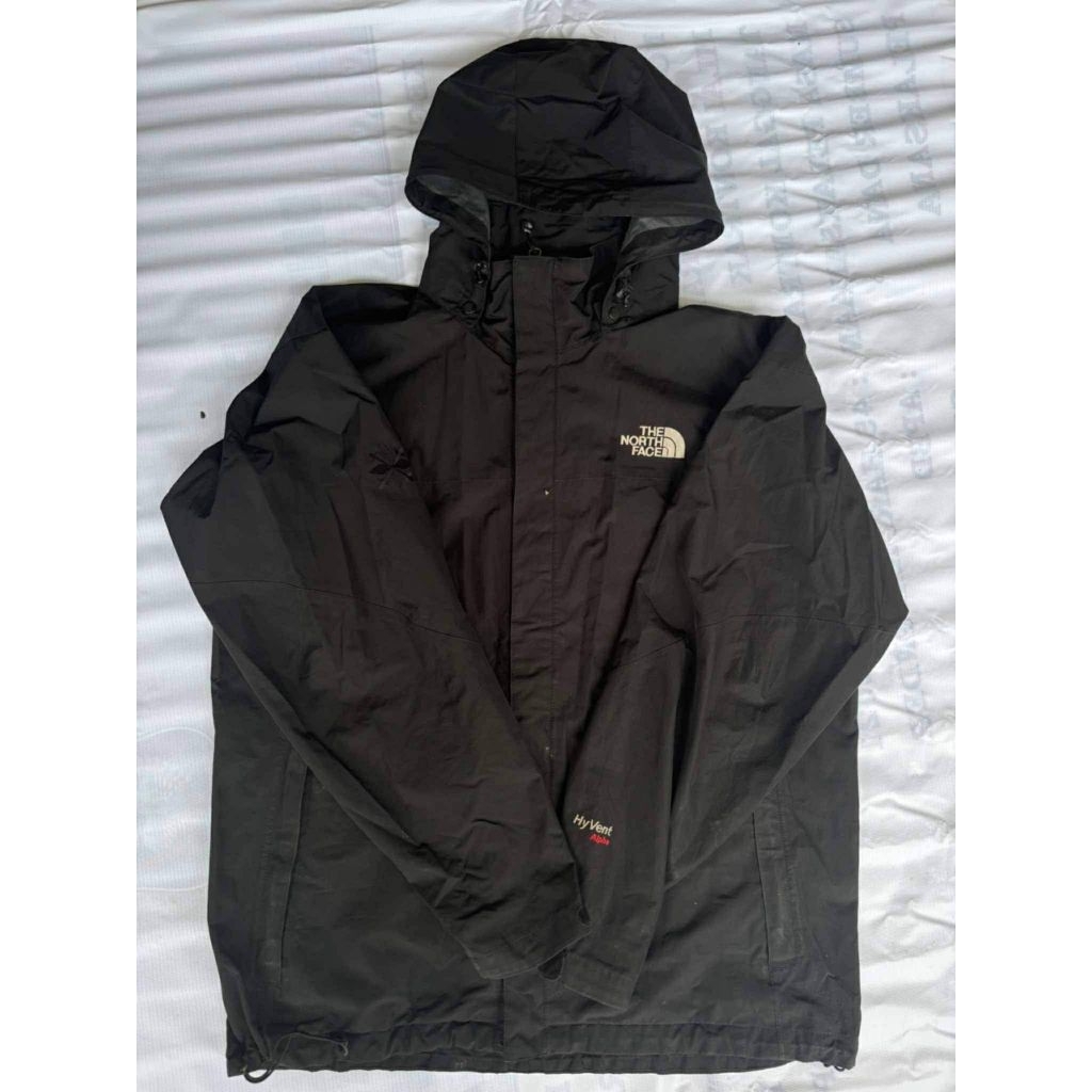 Jaket Outdoor TNF seri HyVent Alpha