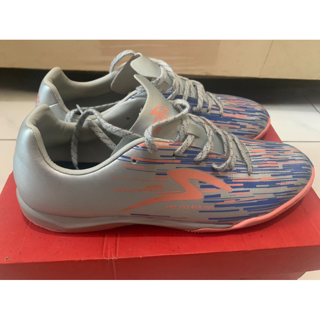 specs lightspeed reborn second