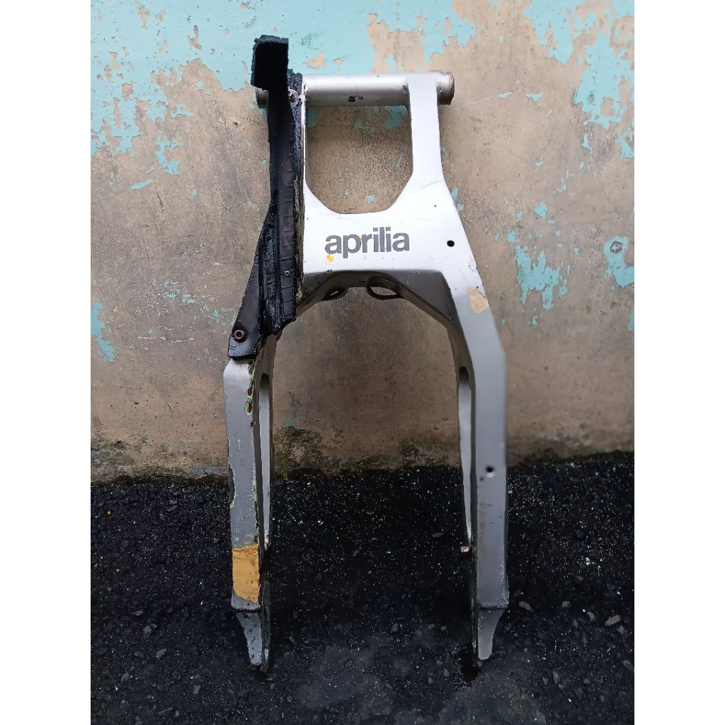 arm aprilia