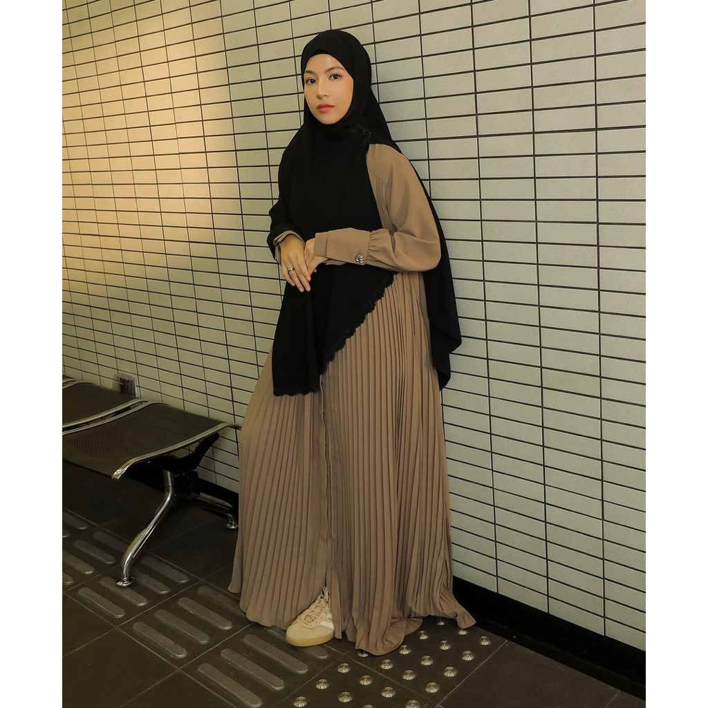 Shayma dress shi byshireen x Natasha rizky