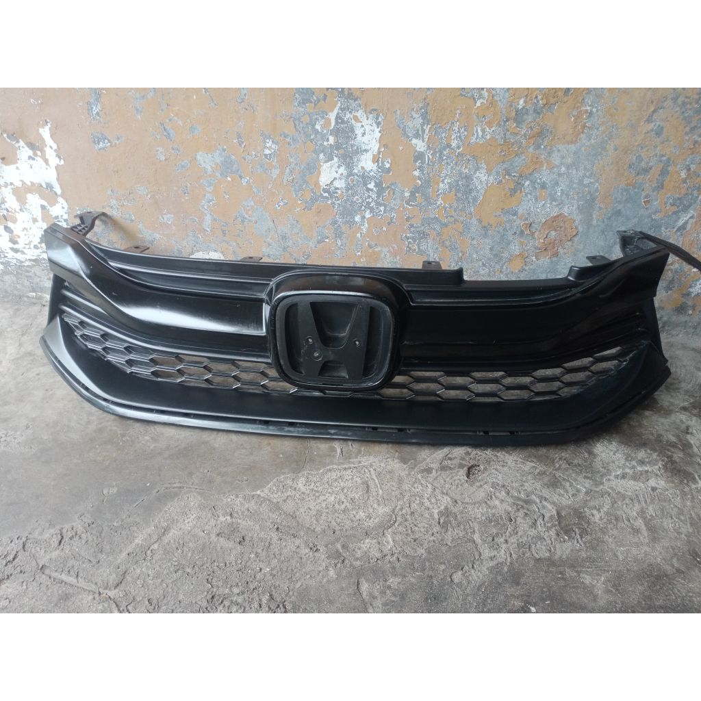 Grill Honda Brio RS 2019/2024 black crome