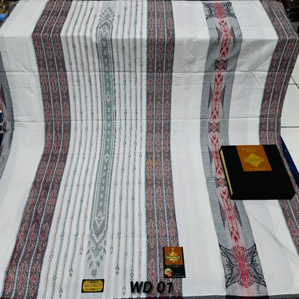 SARUNG WADIMOR CLASSIC JACGUARD SONGKET MOTIF BHS