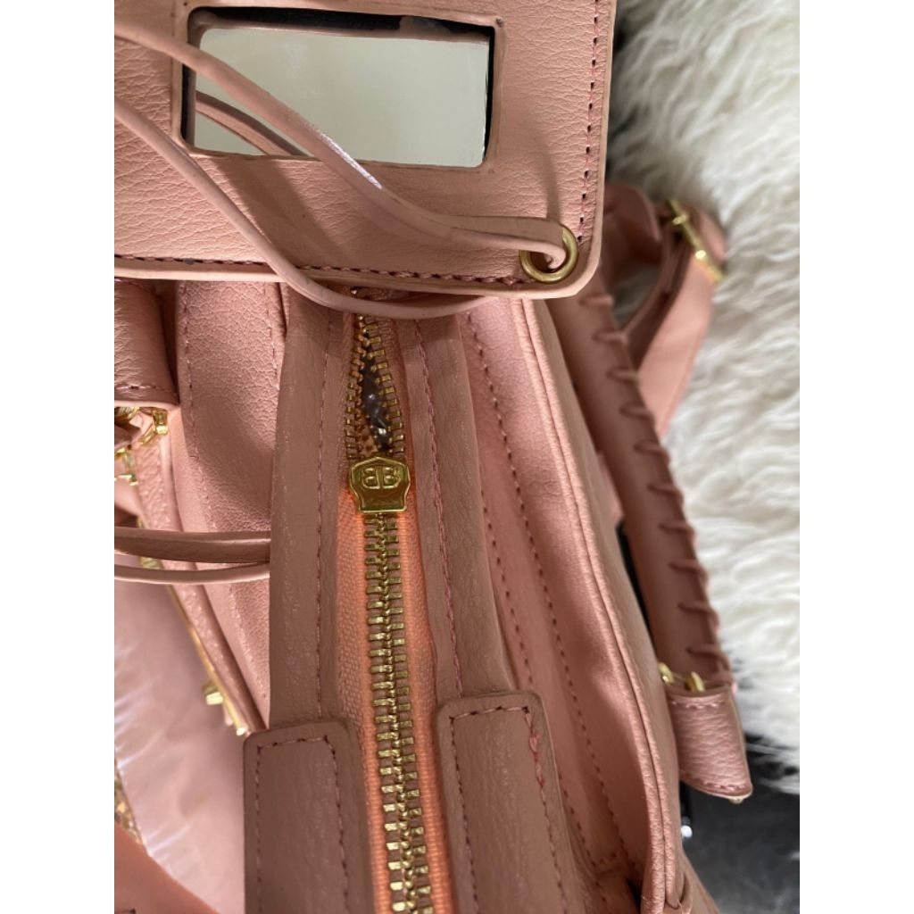 Tas Preloved Balen City Bag, soft pink.