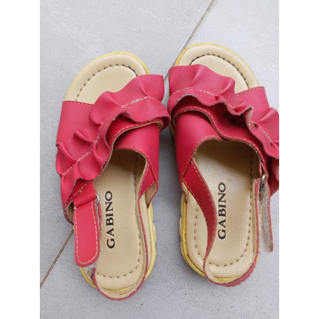 Preloved gabino sandal anak size 25