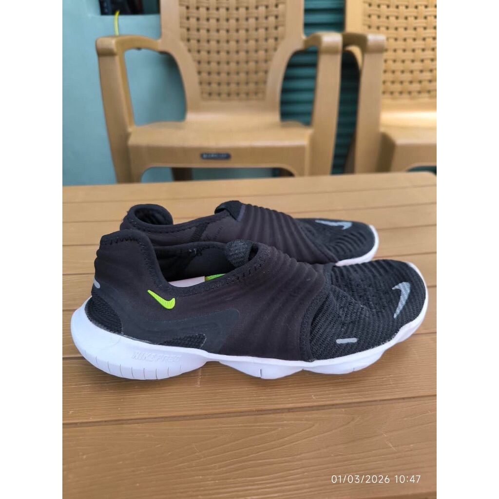 sepatu nike free rn flyknit 3.0 hitam