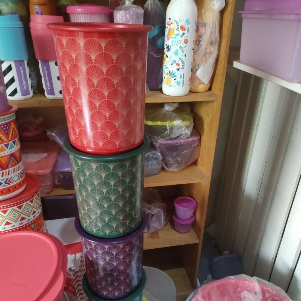 Art deco canister Tupperware