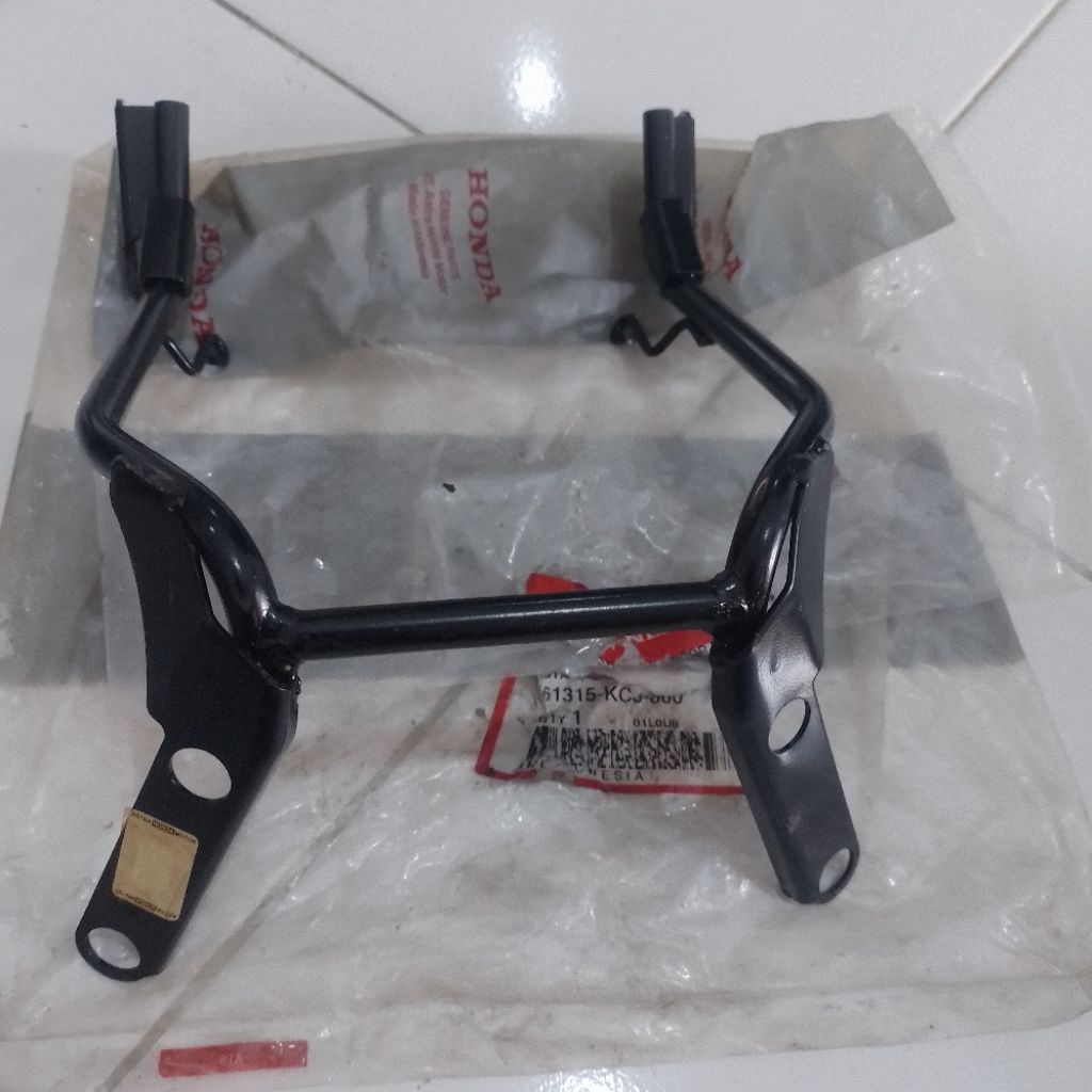 bracket pangkon visor honda tiger revo original