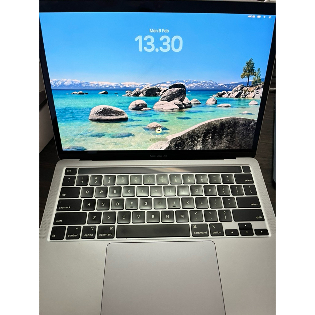 MACBOOK PRO 2020 16/256GB