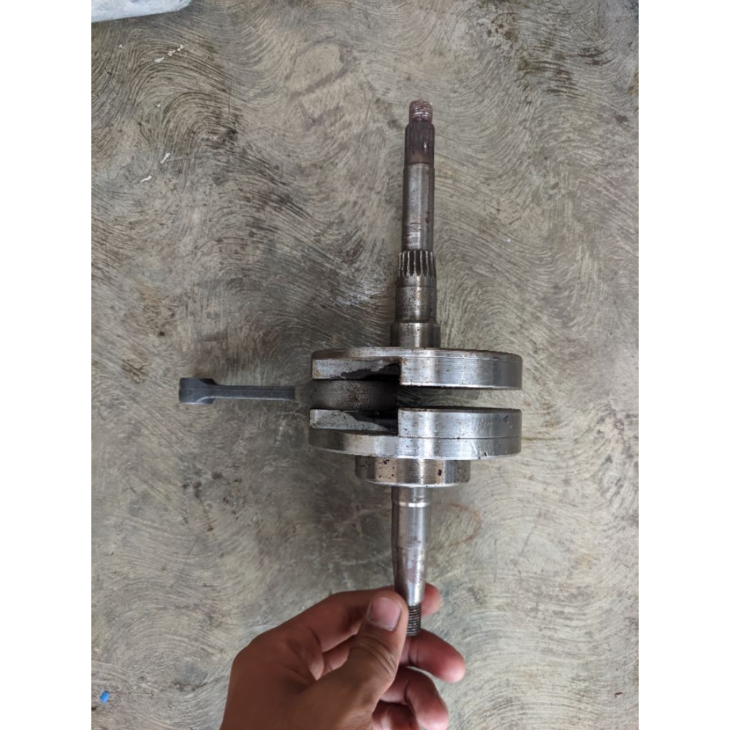 Kruk as mio J stroke up second