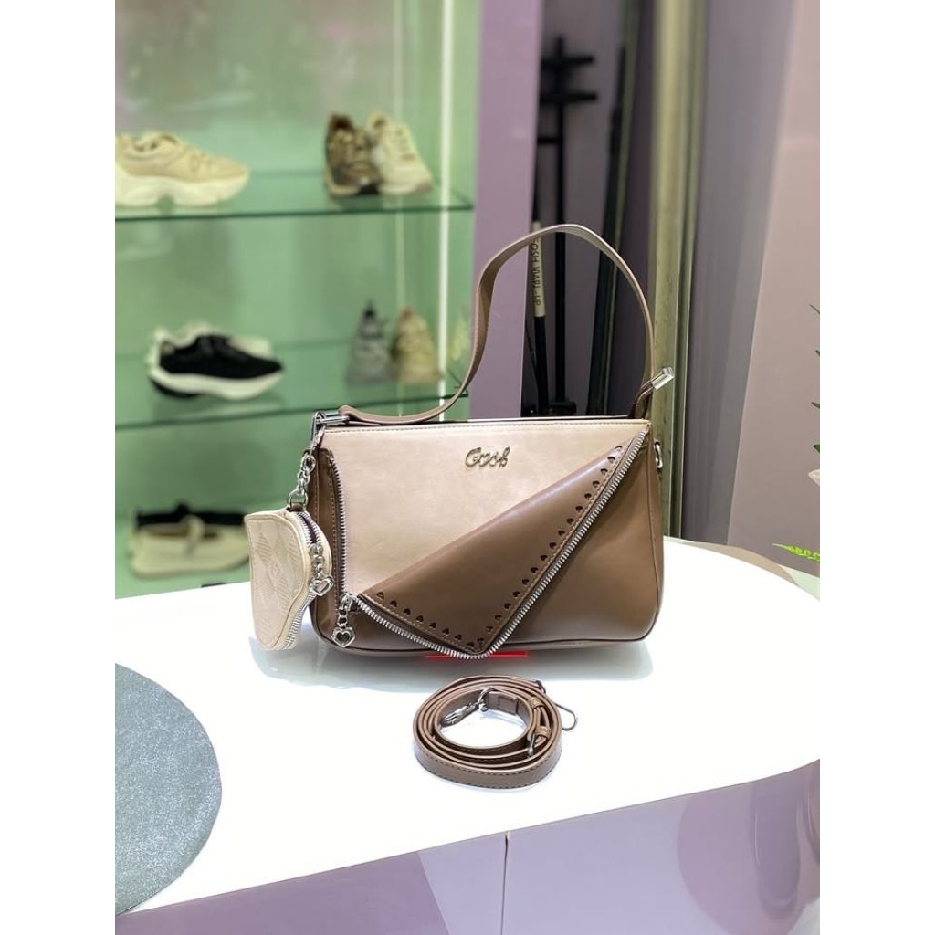 Ready GOSH art 598 slingbag,shoulderbag