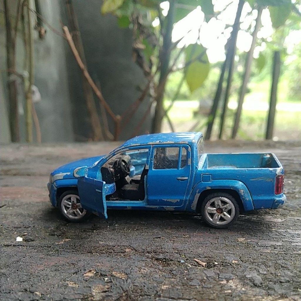 vw Amarok td1 ( SIKU )