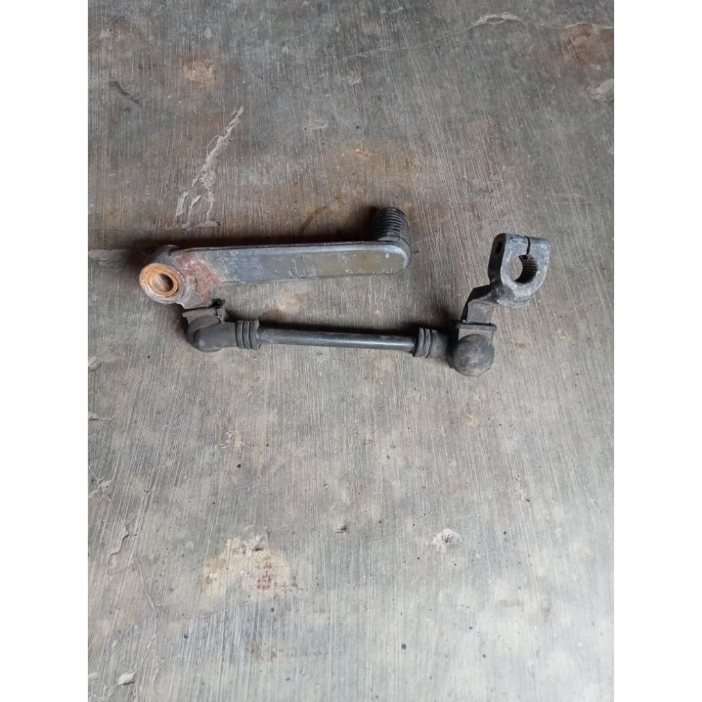 Gigi Pedal Perseneleng Operan Gigi Honda Tiger 2000 Lama Old Lawas Tiger Revo Second Original
