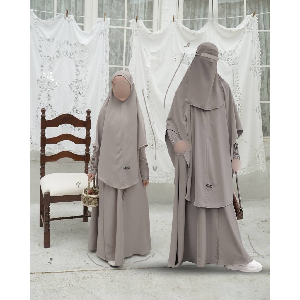[READY] Azda | Lyn Opnesel Mom & Kids Gamis Dress Set Hijab