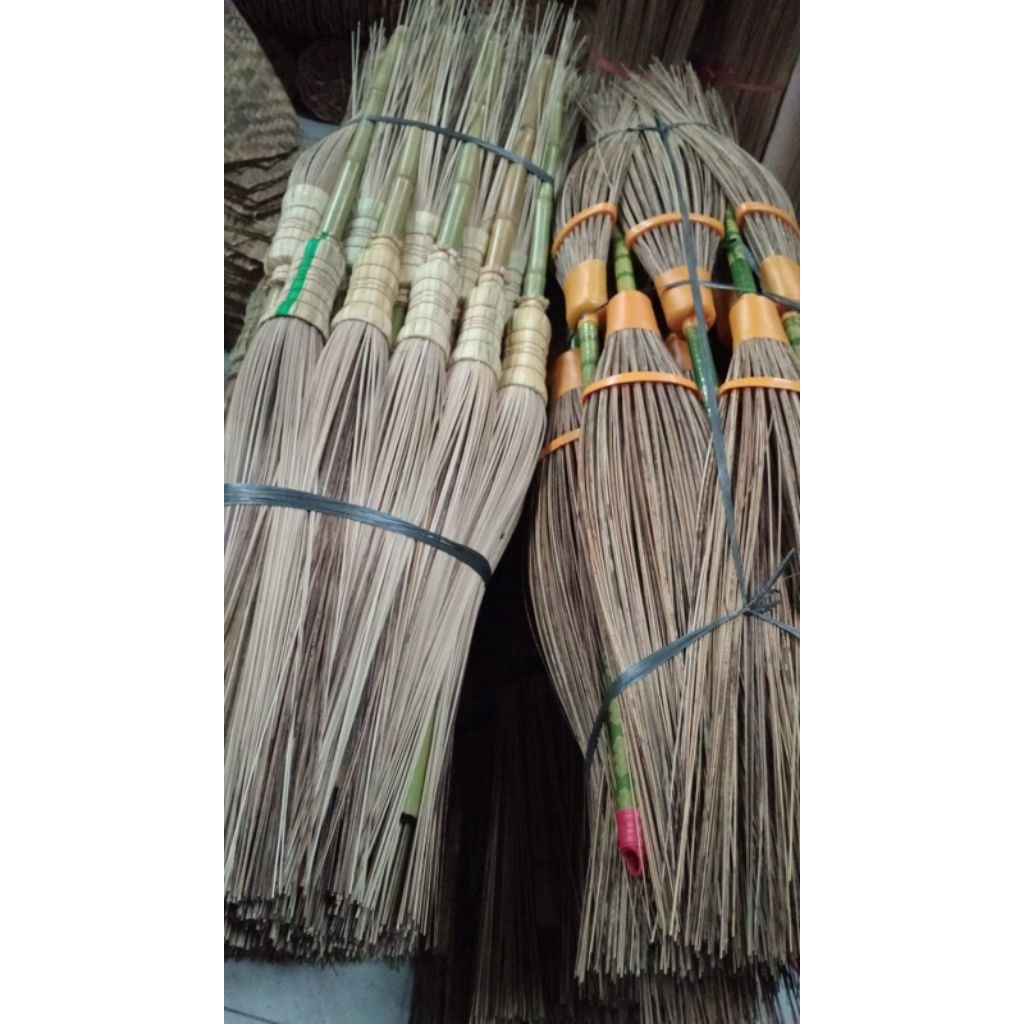 sapu Lidi halaman panjang, sapu tangkai