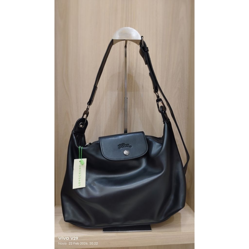 LC Hobo Medium Cuir Black