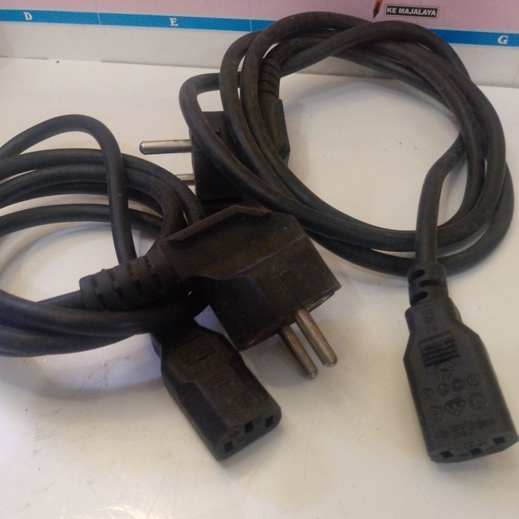 KABEL POWER MONITOR,PSU PIN 3 BEKAS NORMAL
