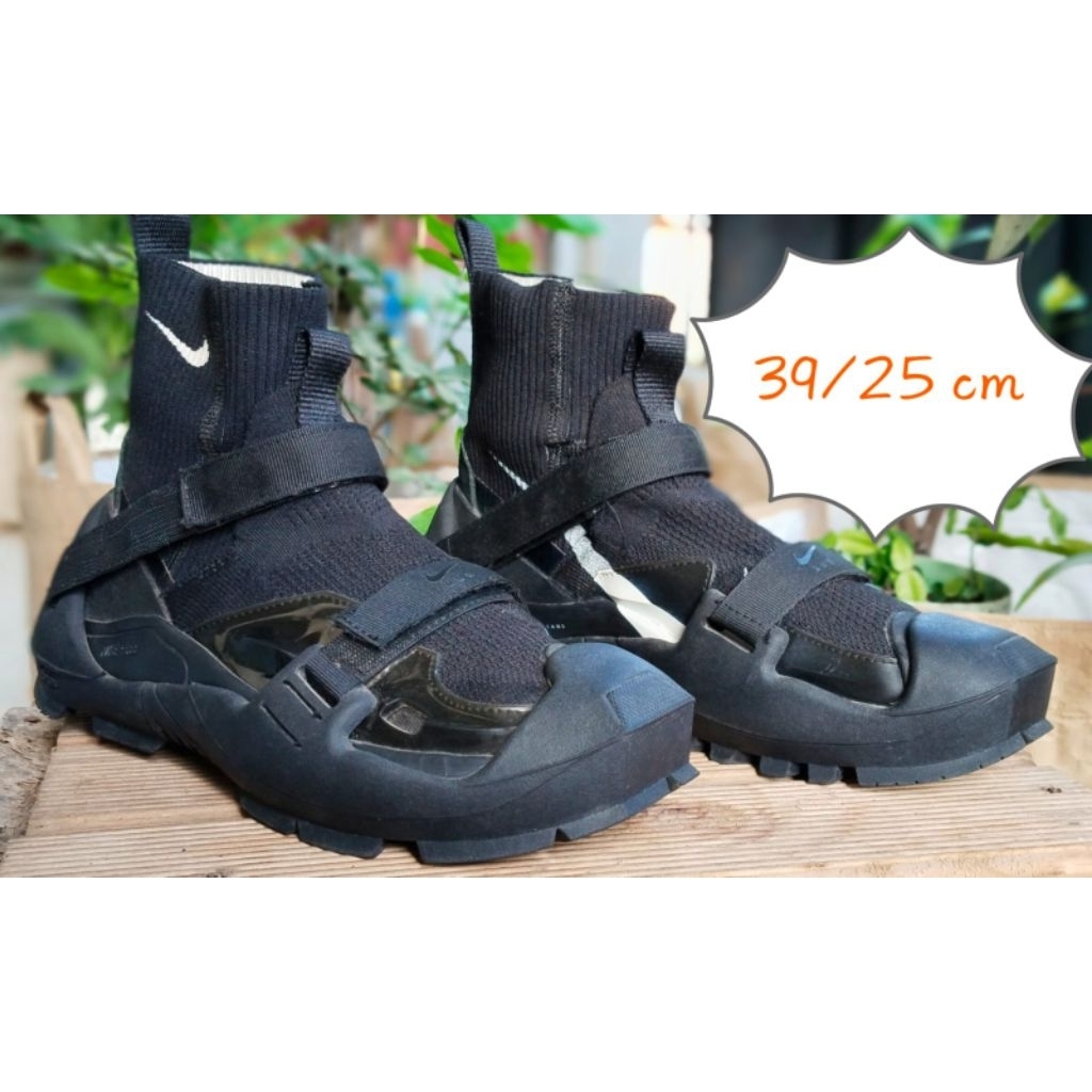 Sepatu hiking Nike Free TR 3 Flyknit SP x Matthew M. Williams (MMW) sz 39