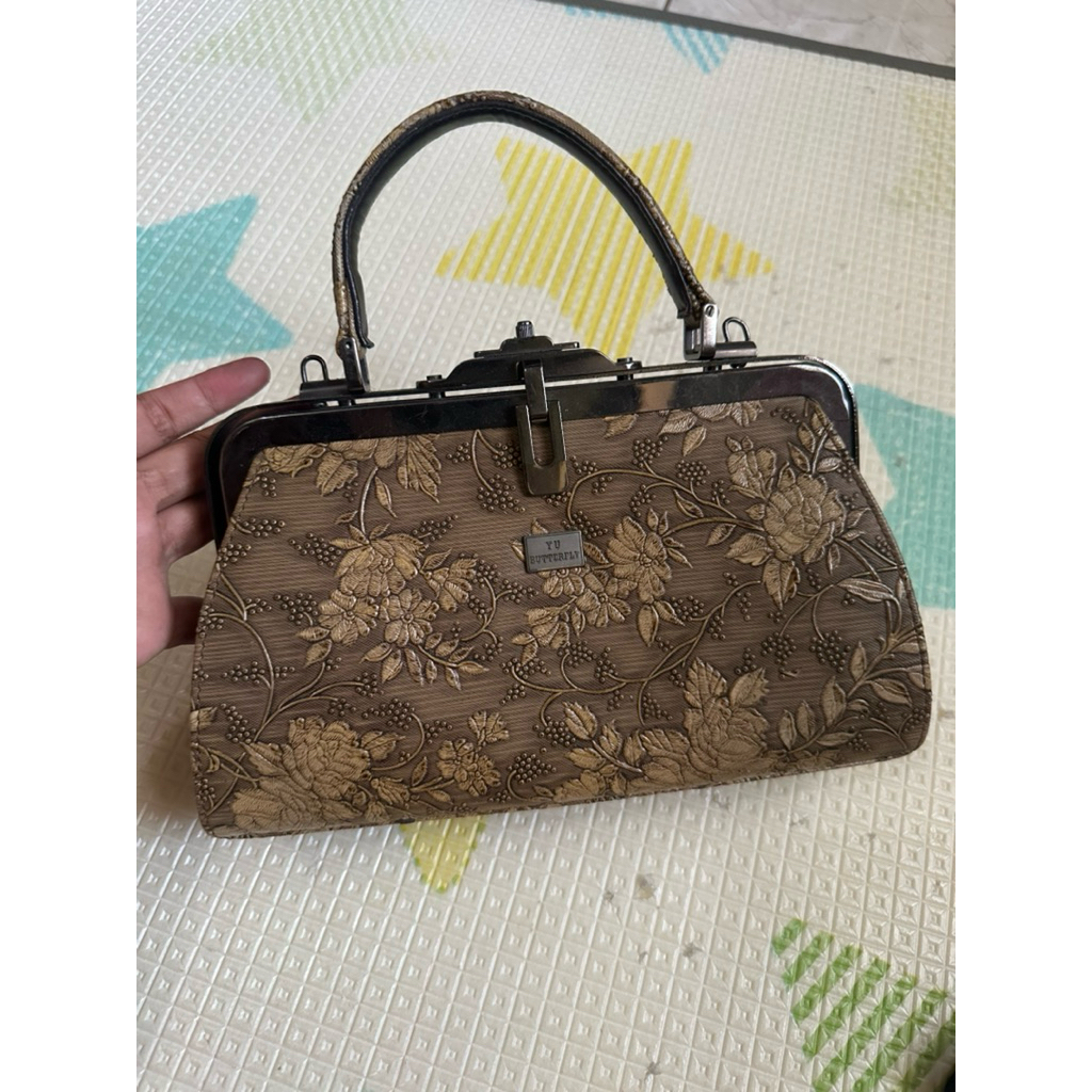 Preloved / Second  / Bekas Tas pesta unik