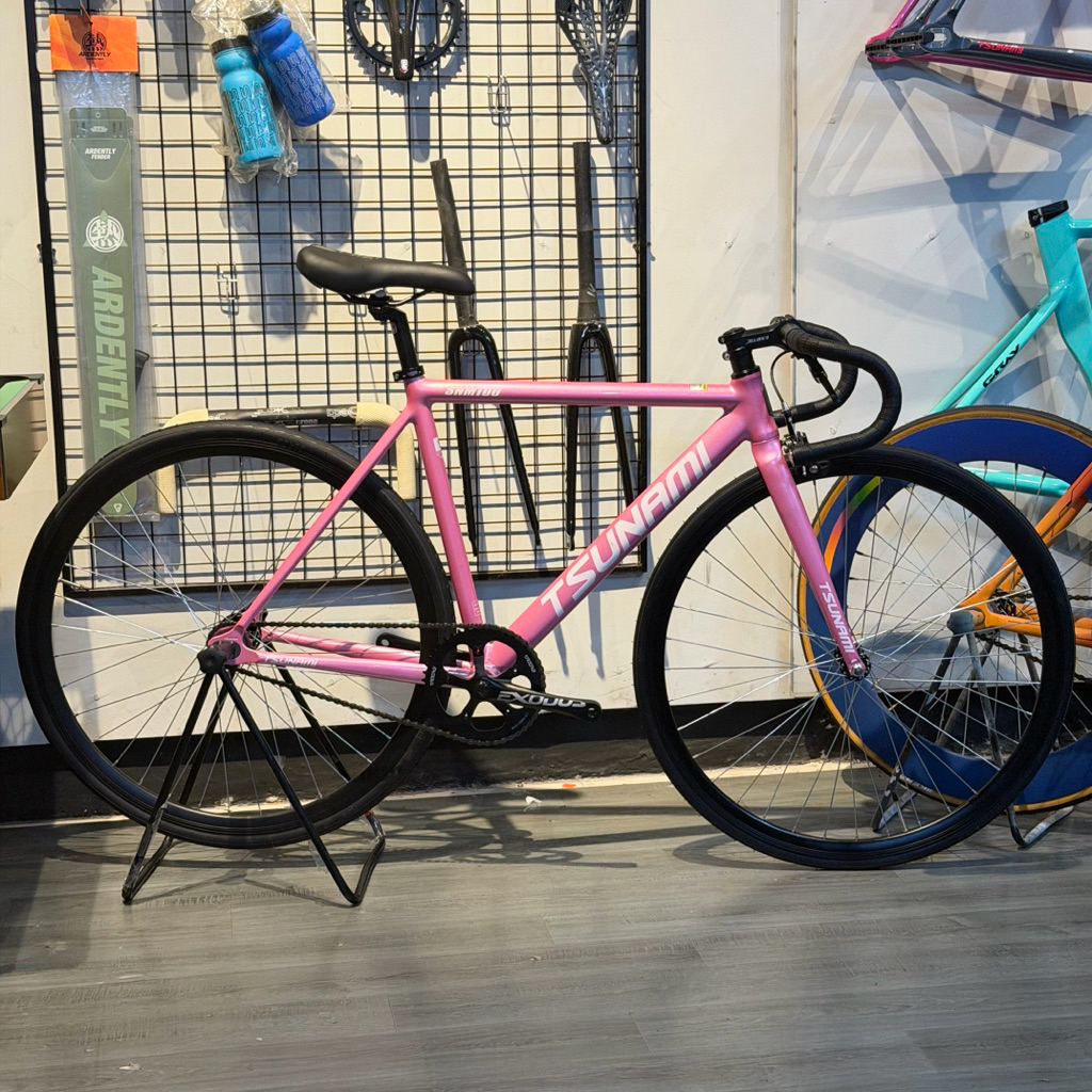 Fixie TSUNAMI SNM 100 fullbike paket basic